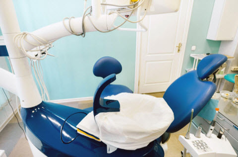 dentist chair at ginza dental surgery Clementi
