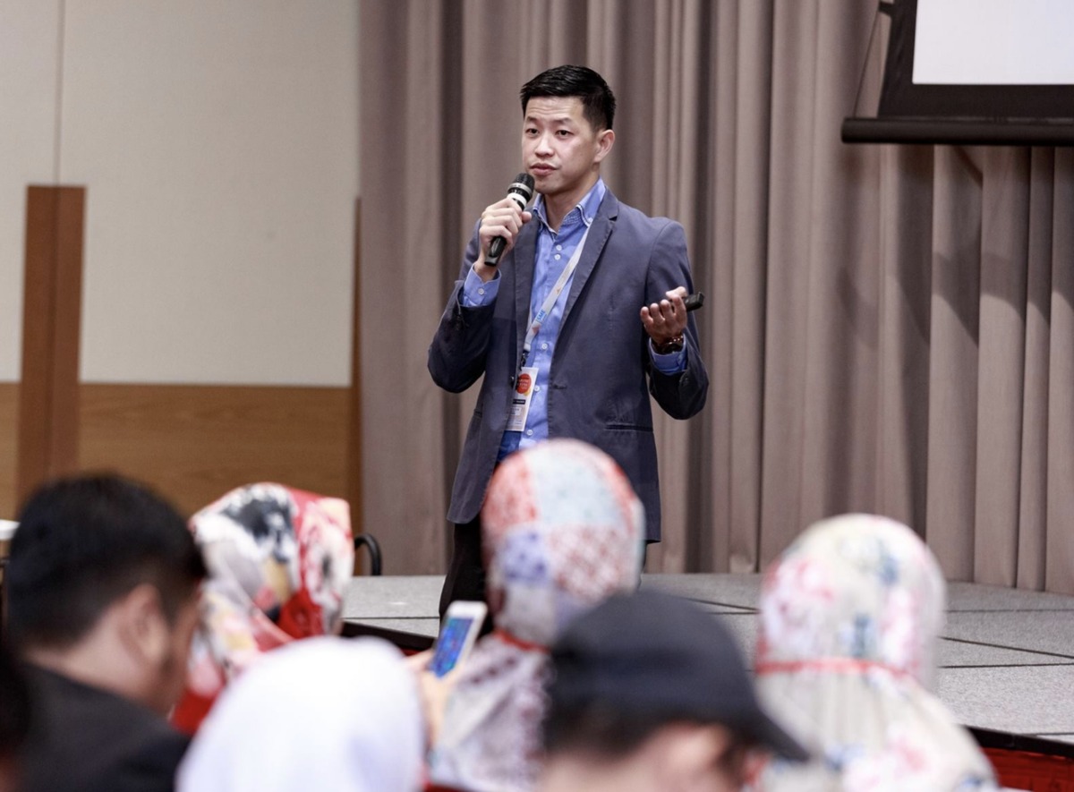 Our founder and SEO Director Terence Sim sharing at the Smart Seminar Series organised by the SMCCI