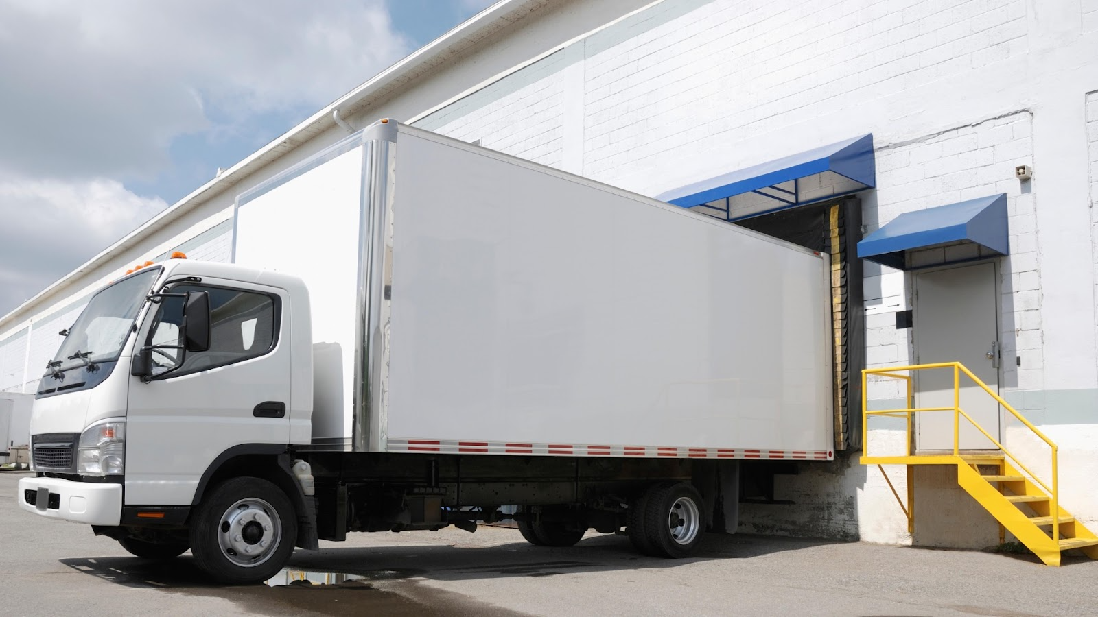 2nd hand commercial vehicles