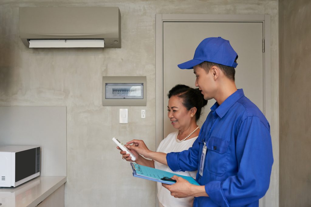guiding customer after doing installation