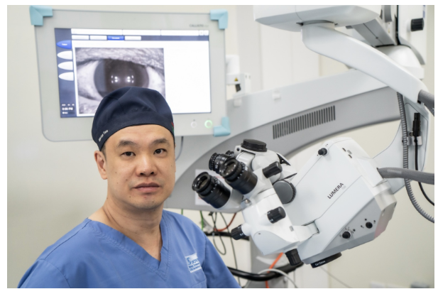 Dr David Goh - Bladeless Cataract Surgeon
