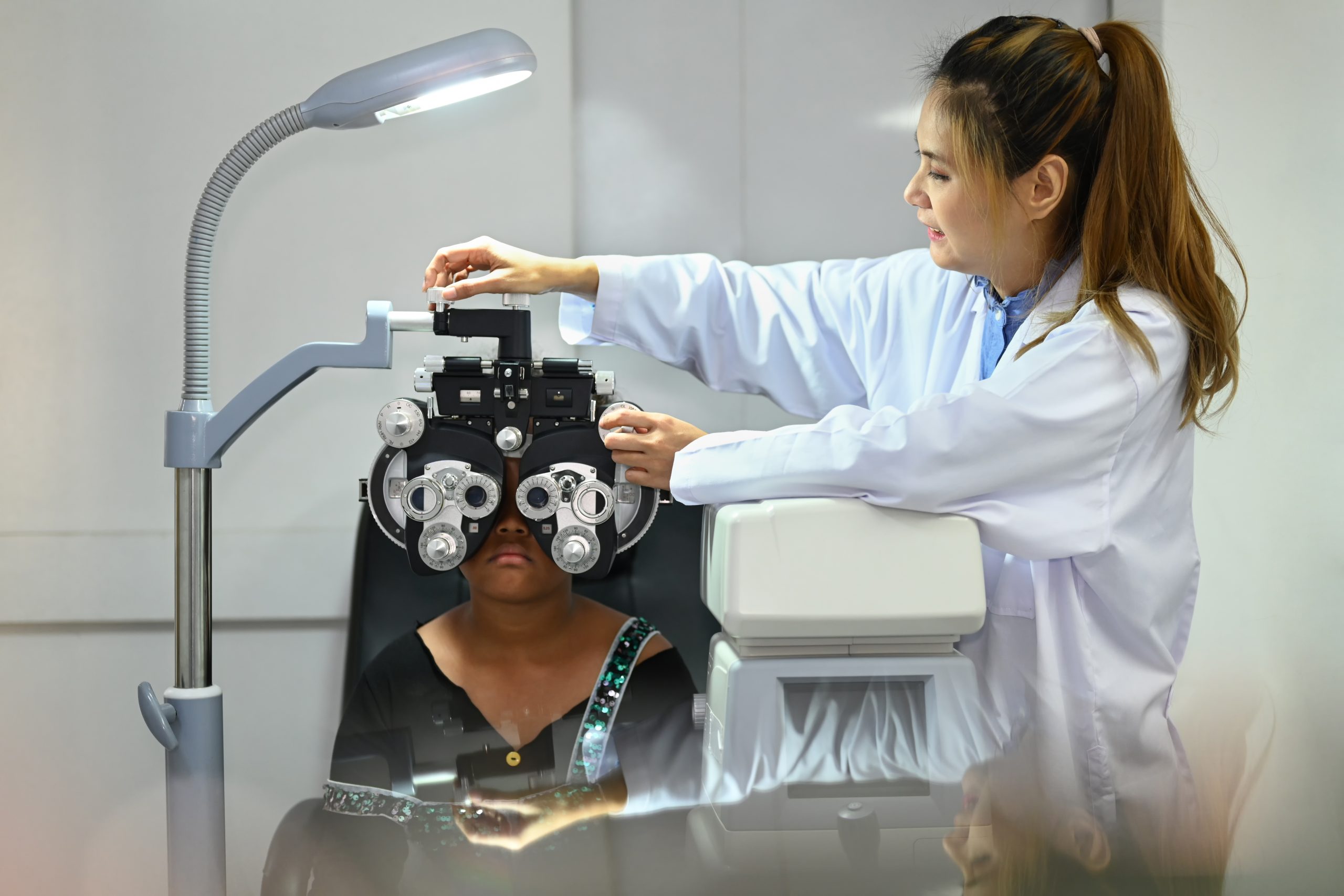 iLASIK surgeon Singapore