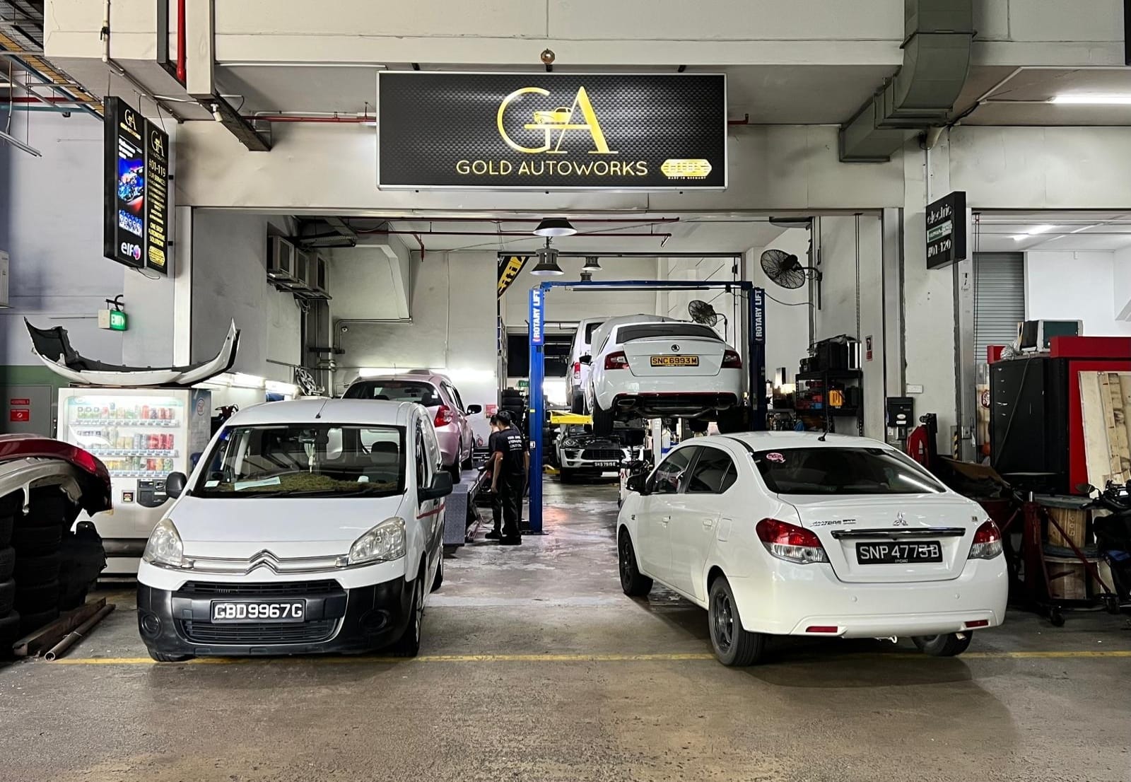 Singapore car garage