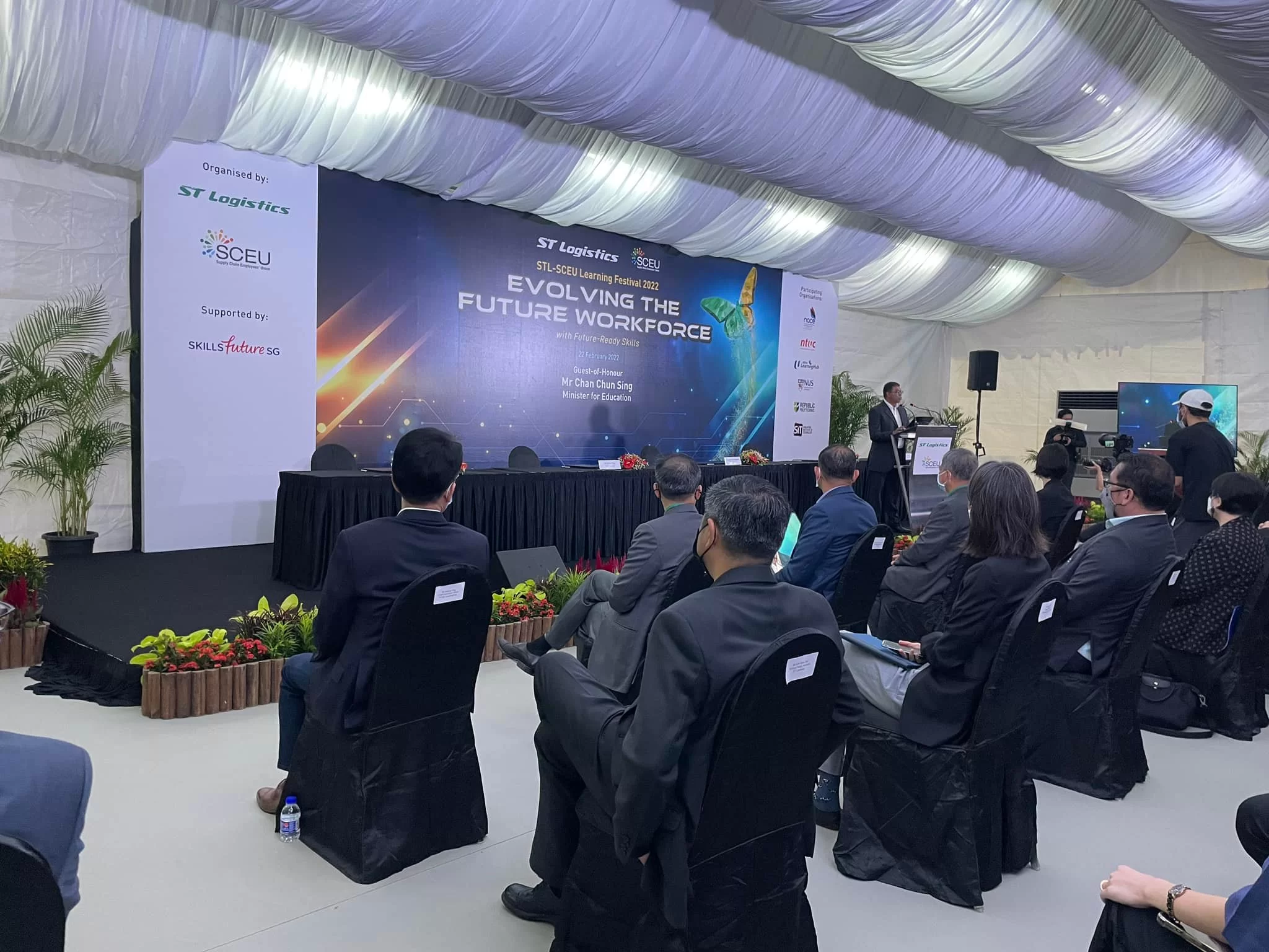 corporate-event-organizers