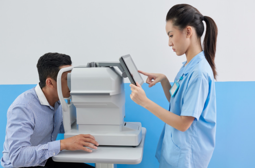 Cataract surgery recovery in Singapore