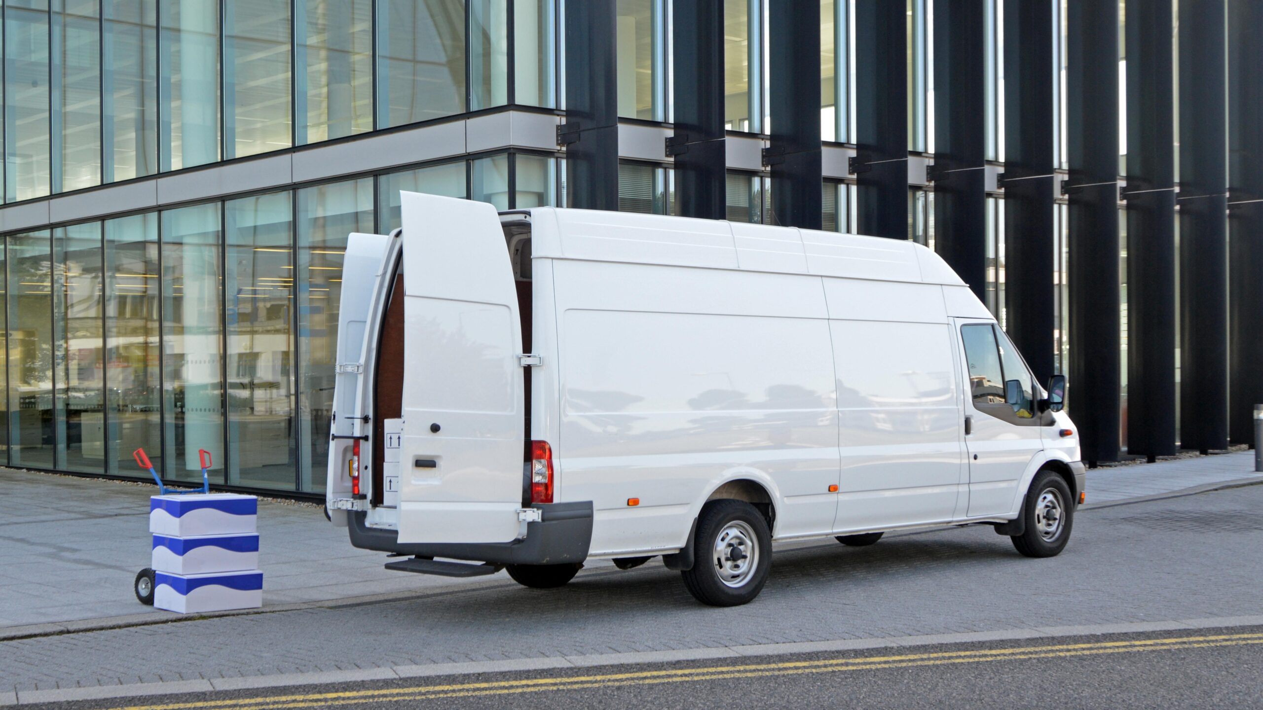 heavy-vehicles-in-Singapore-scaled