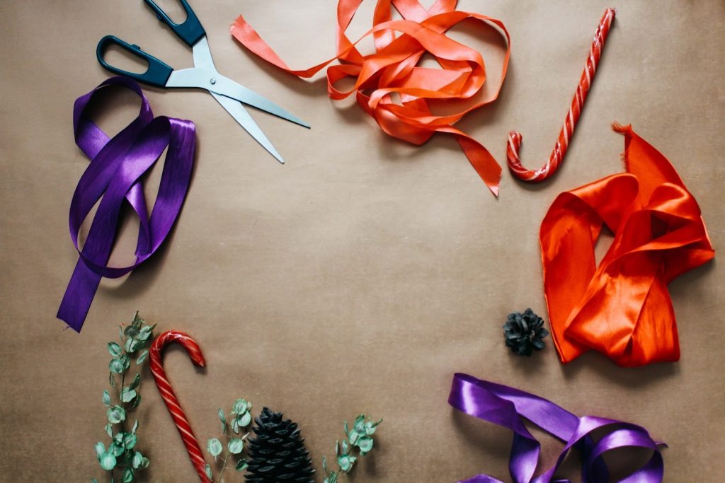 Recycled polyester ribbon for sustainable gifting